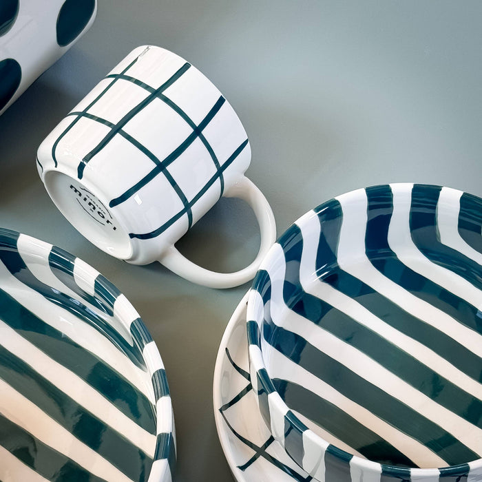 Vase Grid - gentle green