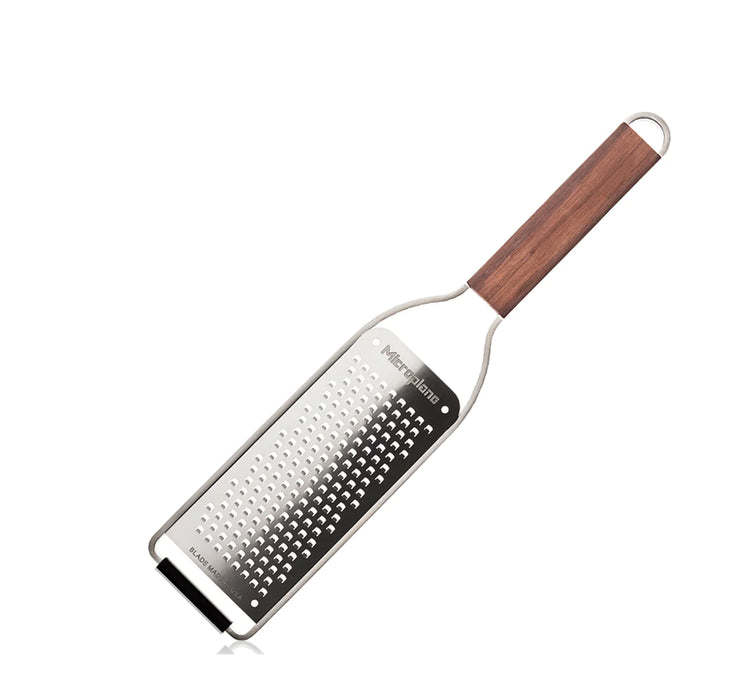 Microplane Master Serie Reibe grob mit Walnussholzgriff