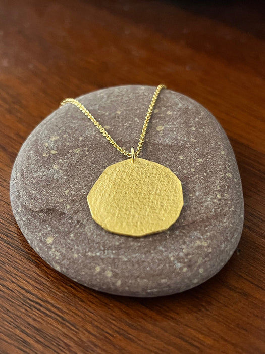 Paper Round Medium Halskette - Gold