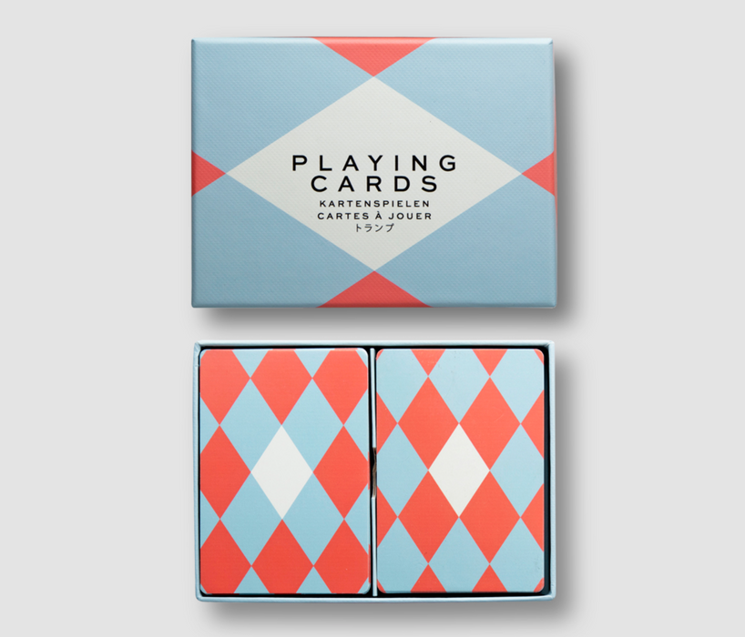 NEW Play - Kartenspiel