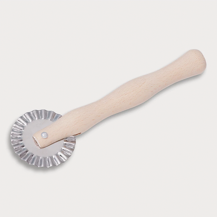 Hofmeister Teigrädchen aus Buche mit Metallrad - 17cm